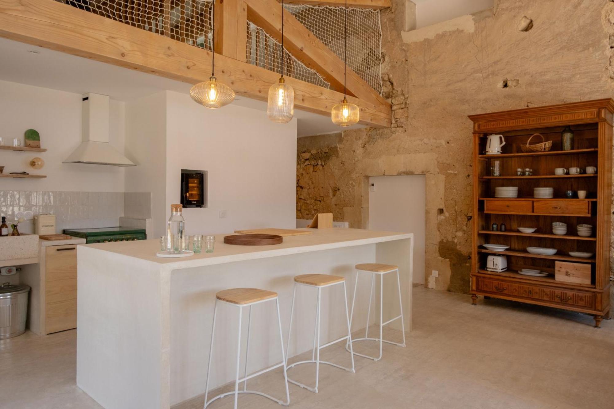 L'Atelier Des Vignes Villa Saint-Pantaleon  ภายนอก รูปภาพ
