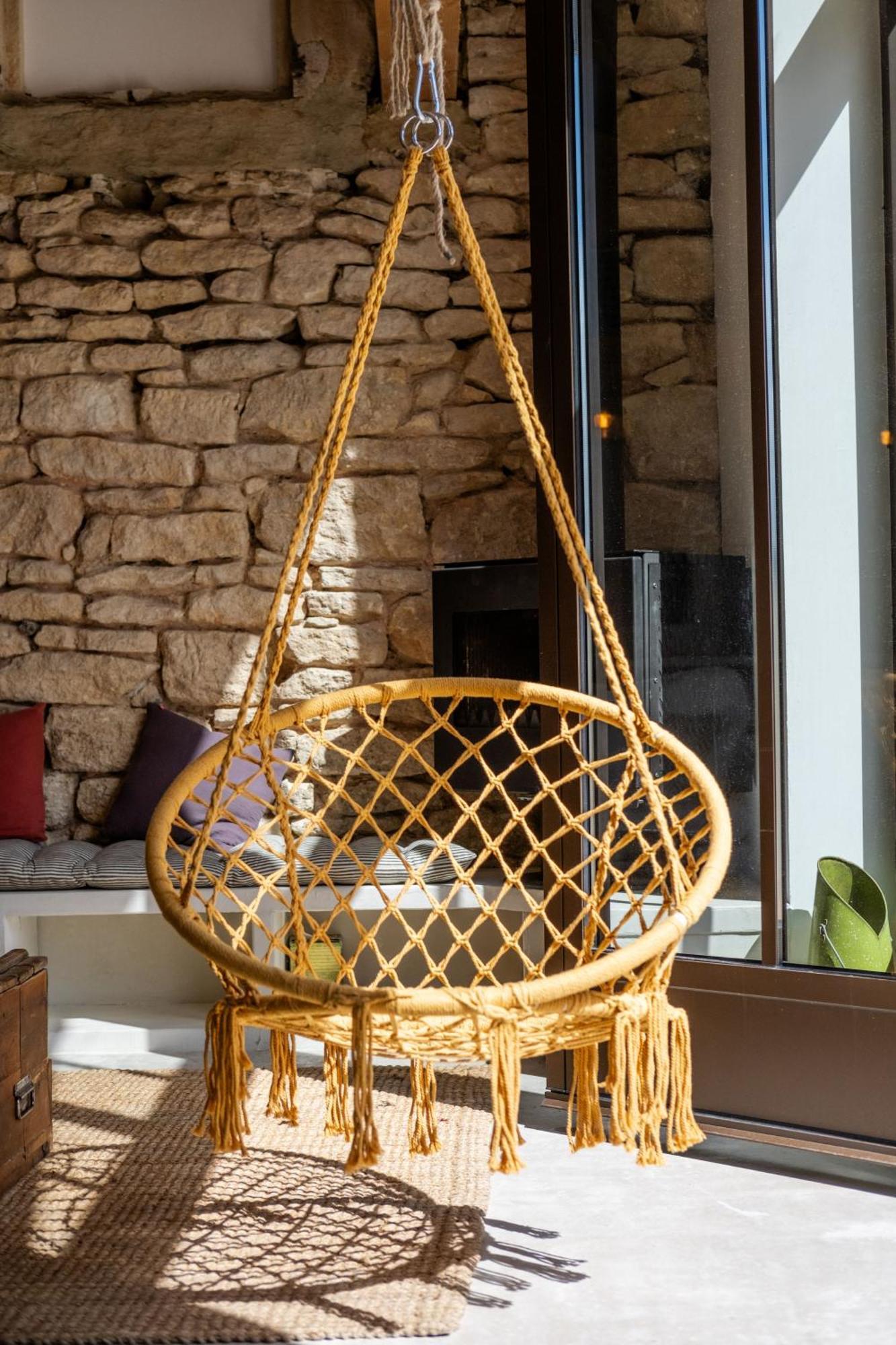 L'Atelier Des Vignes Villa Saint-Pantaleon  ภายนอก รูปภาพ